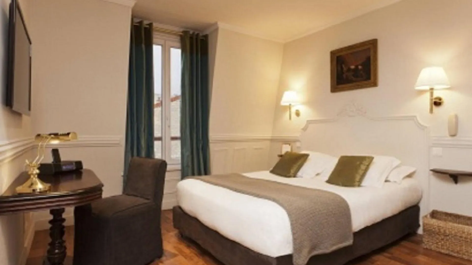 De La Porte Dorée 3* Parigi