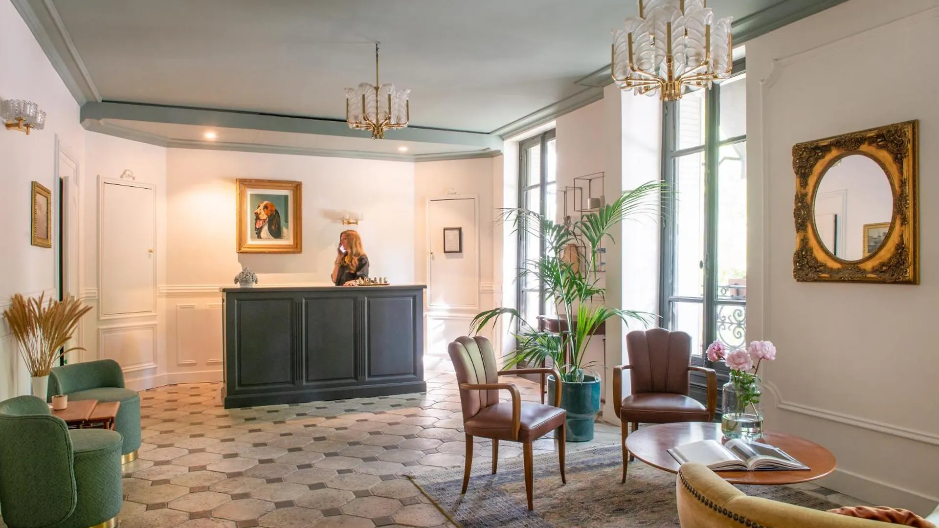 Hotel De La Porte Dorée
