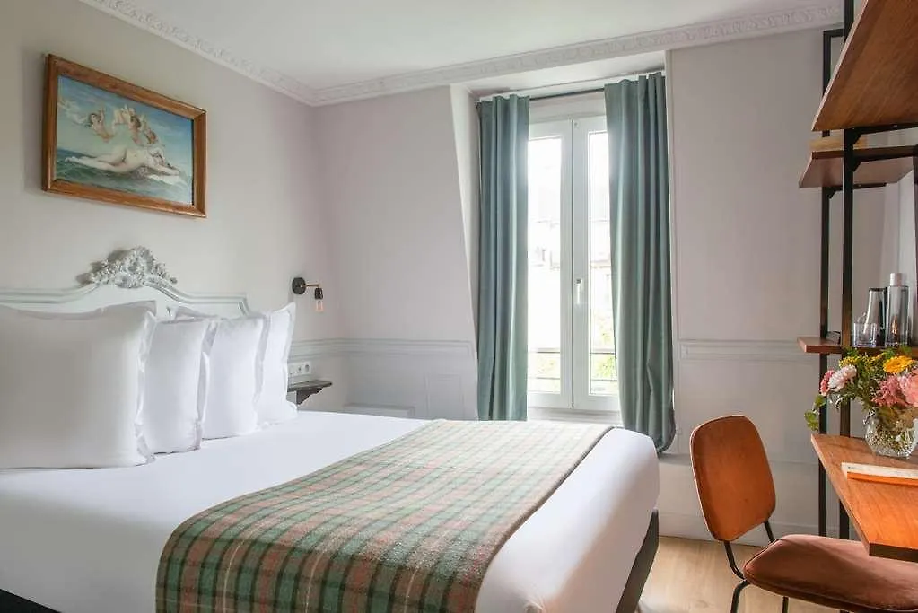 De La Porte Dorée 3* Parigi